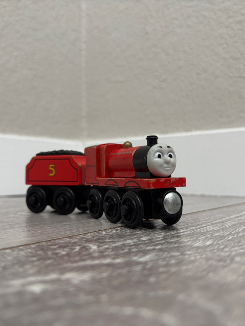 Wooden James and Tender Y4070 - Thomas & Friends